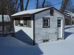 Pre-foreclosure in  N SCHOOL ST Cary, IL 60013