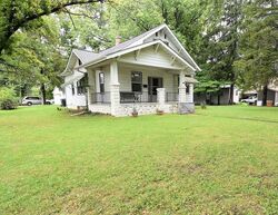 Pre-foreclosure in  W WASHINGTON ST Caseyville, IL 62232