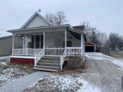 Pre-foreclosure in  DEWITT AVE Mattoon, IL 61938