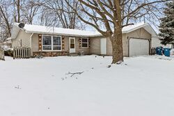 Pre-foreclosure in  KAREN DR Bourbonnais, IL 60914