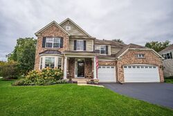 Pre-foreclosure in  PADUA DR Elgin, IL 60123