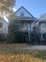 Pre-foreclosure in  S BURNHAM AVE Chicago, IL 60617