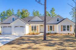  Hammer Ln, Lake Park GA