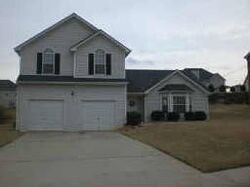 Pre-foreclosure in  ENGLISH VALLEY DR Ellenwood, GA 30294