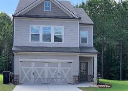 Pre-foreclosure in  BLACK PEBBLE CIR Buford, GA 30519