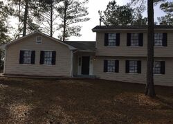 Pre-foreclosure in  RIVERCREST DR Riverdale, GA 30274