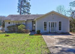  Lakeshore Dr, Stockbridge GA
