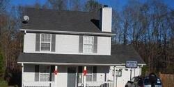 Pre-foreclosure in  LINKSIDE TRCE Riverdale, GA 30274