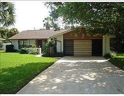 Pre-foreclosure in  DAWSON DR Deltona, FL 32725