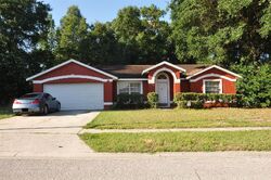 Pre-foreclosure in  DUNBRIDGE ST Apopka, FL 32703