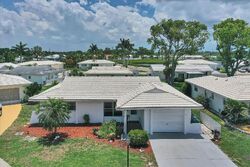 Pre-foreclosure in  PALM CT Bradenton, FL 34208