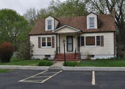 Pre-foreclosure in  DUPONT PKWY Townsend, DE 19734