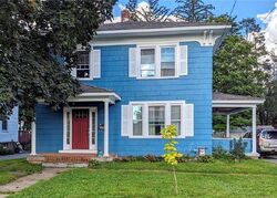 Pre-foreclosure in  BROOKFIELD ST Manchester, CT 06040