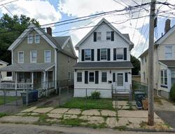 Pre-foreclosure in  BUNNELL ST Bridgeport, CT 06607