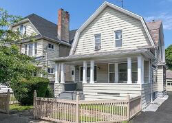 Pre-foreclosure in  CAPITOL AVE Bridgeport, CT 06606