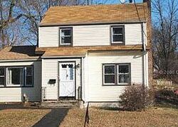Pre-foreclosure in  LYCETT ST Trumbull, CT 06611