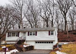 Pre-foreclosure in  KINDLE LN Derby, CT 06418