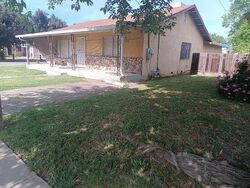 Pre-foreclosure in  S SHASTA AVE Stockton, CA 95205