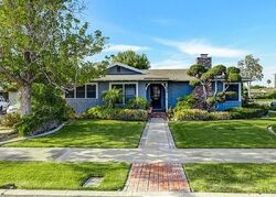 Pre-foreclosure in  W CHANTICLEER RD Anaheim, CA 92802