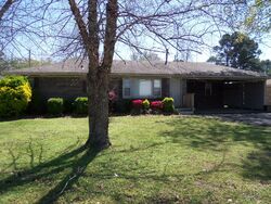 Pre-foreclosure in  SOUTHWEST DR Jonesboro, AR 72404