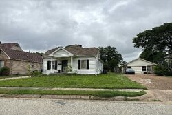 Pre-foreclosure in  W COOPER AVE West Memphis, AR 72301