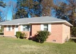 Pre-foreclosure in  HATHAWAY DR El Dorado, AR 71730