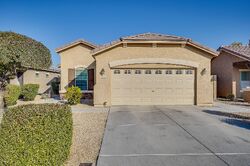 Pre-foreclosure in  W RIO VISTA LN Avondale, AZ 85323