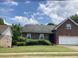 Pre-foreclosure in  SOMERSET FARMS CIR Nashville, TN 37221