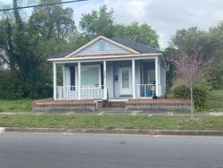  S 8th St, Wilmington NC
