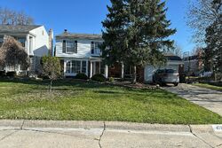 Pre-foreclosure in  BROCKHAM WAY Sterling Heights, MI 48310
