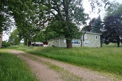 Pre-foreclosure in  OREILLY RD Omro, WI 54963