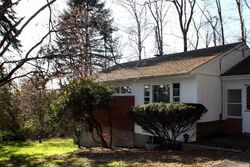 Pre-foreclosure in  ALLAN CT Yorktown Heights, NY 10598