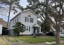 Pre-foreclosure in  E CHESTER ST Norfolk, VA 23503