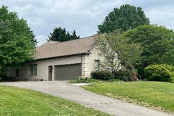 Pre-foreclosure in  TRENT LN Knoxville, TN 37922