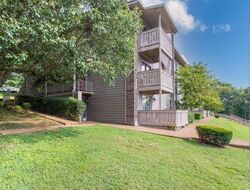Pre-foreclosure in  ASHLAWN PL Nashville, TN 37211