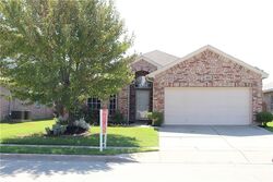 Pre-foreclosure in  GALLATIN LN Fort Worth, TX 76177