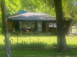 Pre-foreclosure in  WATERCRESS DR Fort Worth, TX 76135