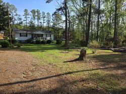 Pre-foreclosure in  JETER ST Edgefield, SC 29824