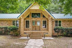 Pre-foreclosure in  N FLAT ROCK RD Piedmont, SC 29673