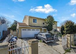 Pre-foreclosure in  LONE BLUFF WAY San Jose, CA 95111