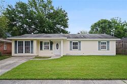 Pre-foreclosure in  BROOKWOOD DR Slidell, LA 70458