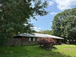 Pre-foreclosure in  CONSTANCE ST Picayune, MS 39466
