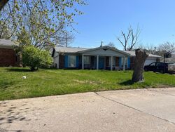 Pre-foreclosure in  HURSLEY DR Saint Louis, MO 63128