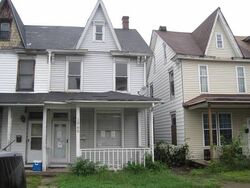 Pre-foreclosure in  NORTH ST Harrisburg, PA 17103