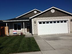  Isabel Dr, Medford OR