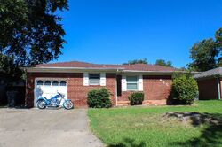 Pre-foreclosure in  NORTHWEST AVE Ardmore, OK 73401