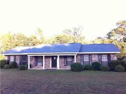 Pre-foreclosure in  CONSTITUTION RD Crestview, FL 32539