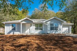 Pre-foreclosure in  LONNIE JACK DR Crestview, FL 32536