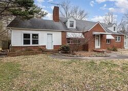  Old Westfield Rd, Pilot Mountain NC