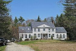Pre-foreclosure in  JENNIFER DR Chester, NH 03036